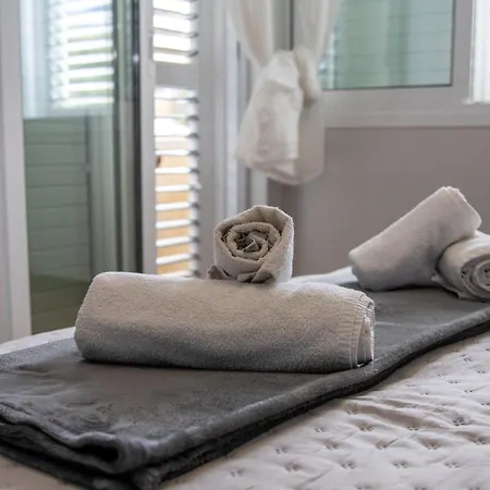 Apartament Beachfront Makenzy Larnaca