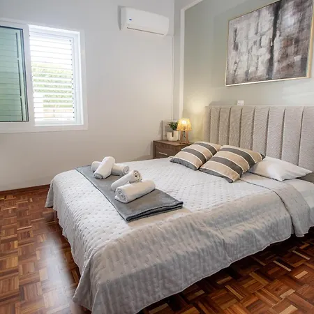 Apartament Beachfront Makenzy Larnaca